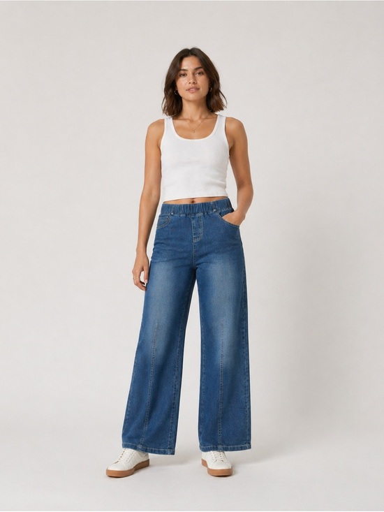 unbranded Denim - Pull-On Denim Jeans Women Elastic Waist  NWOT Stretch petite med